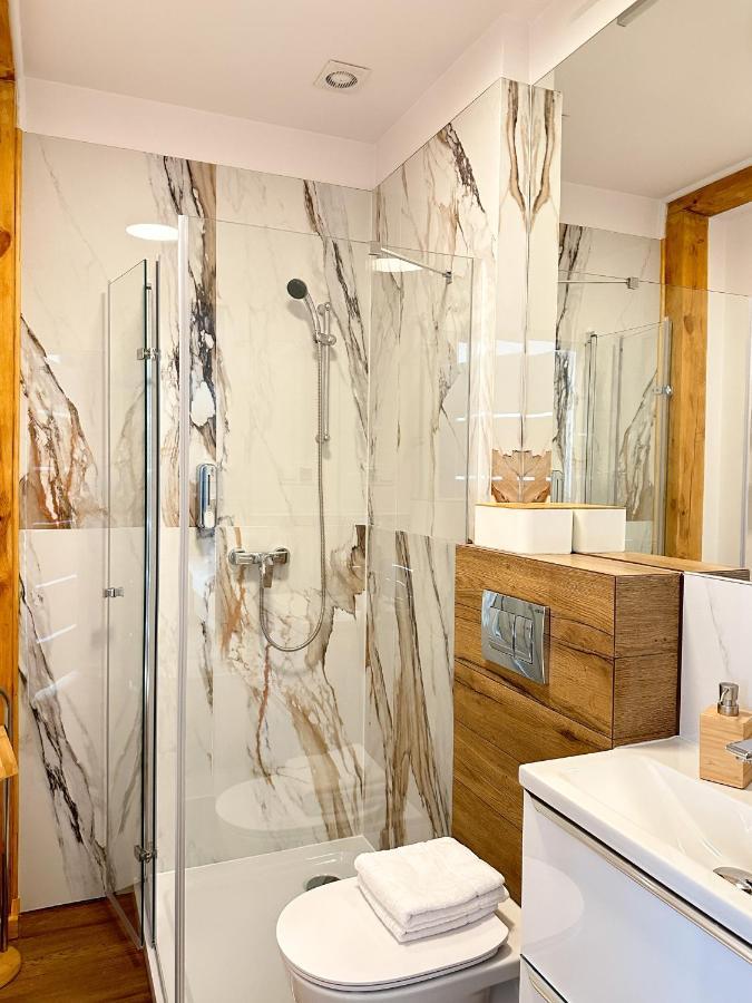 Dmk Oak Studio Near Warsaw-Modlin Airport Nowy Dwór Mazowiecki Eksteriør billede